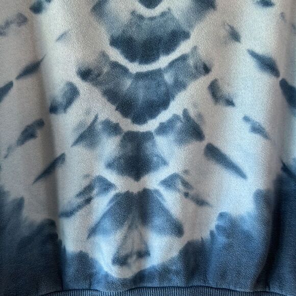 American Eagle Blue Sweatshirt - Picture 2 of 5